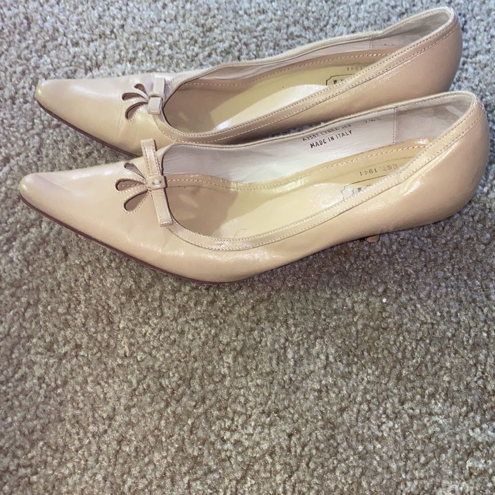 COACH LYNDA LEATHER POINTED TOE BOW KITTEN HEELS - Picture 2 of 4